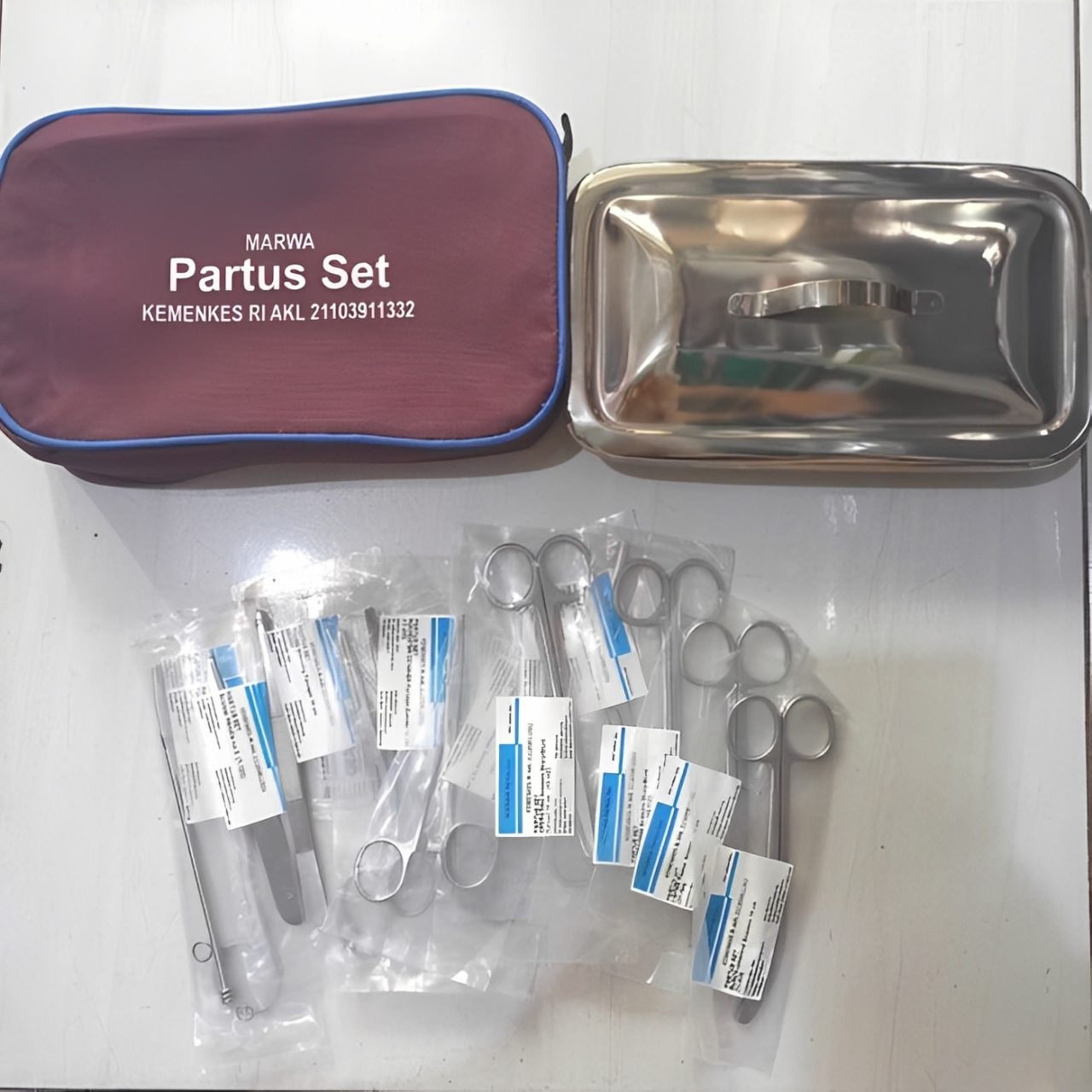 Partus Set Marwa Premium 18 Item Instrumen Set